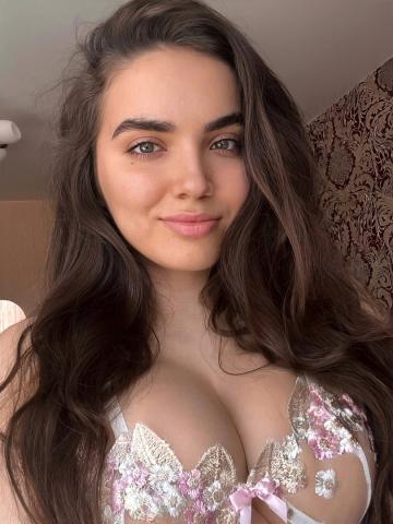 Проститутка Камилла